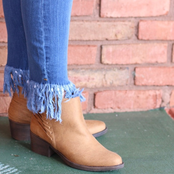 Volatile Booties - Picture 2 of 3